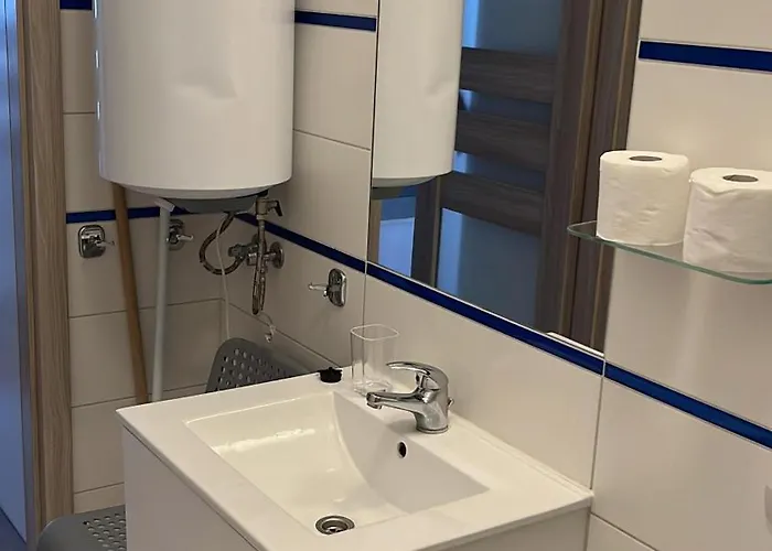 Owocowe شقة روفي